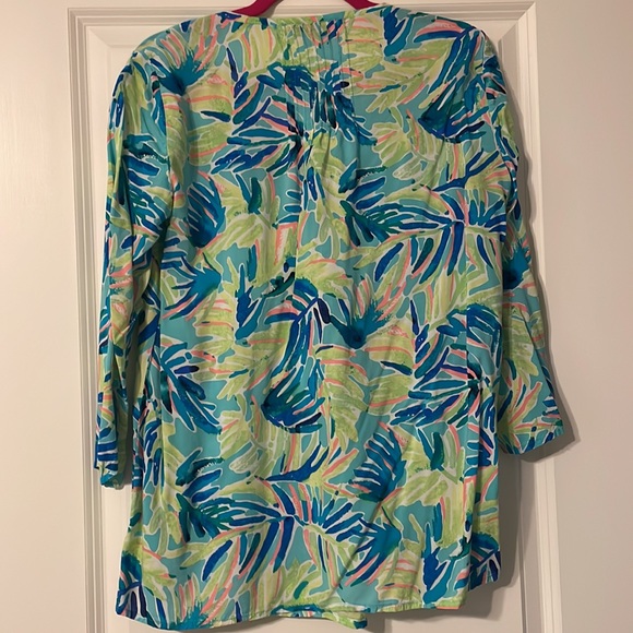 Lilly Pulitzer size medium 3/4 length sleeve blouse - Picture 4 of 4